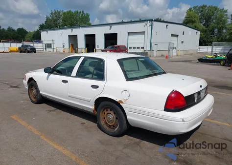 2009 Ford Crown Victoria Police/Police Interceptor z USA, uszkodzony, nr VIN 2FAHP71V29X128245